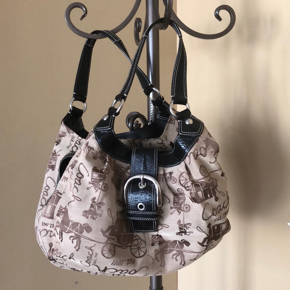 Coach pocketbook with large buckle